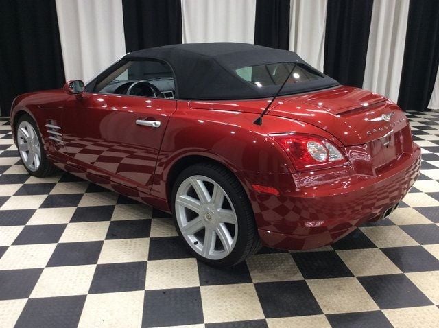 2005 Chrysler Crossfire Limited photo 4