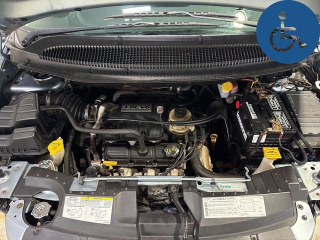 2005 Chrysler Town & Country 4dr LWB Touring FWD - 23022286 - 44