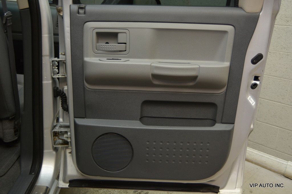 2005 Dodge Dakota SLT - 23002168 - 9