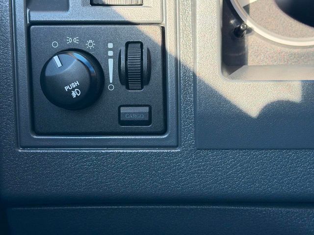 2005 Dodge Dakota SLT 4dr Quad Cab 4WD SB - 22995689 - 30