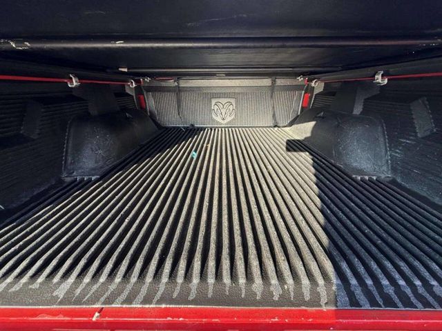 2005 Dodge Dakota SLT 4dr Quad Cab 4WD SB - 22995689 - 6