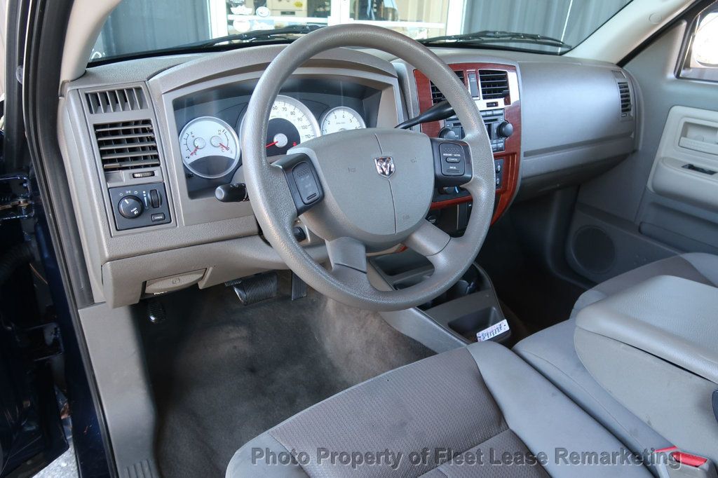 2005 Dodge Dakota Club Cab Dakota 4WD Club Cab LST  - 22945361 - 9