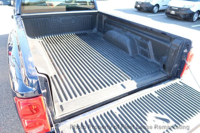 2005 Dodge Dakota Club Cab Dakota 4WD Club Cab LST  - 22945361 - 17