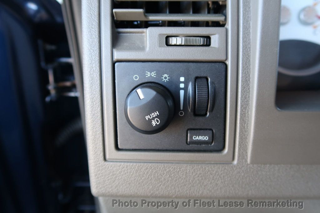 2005 Dodge Dakota Club Cab Dakota 4WD Club Cab LST  - 22945361 - 37