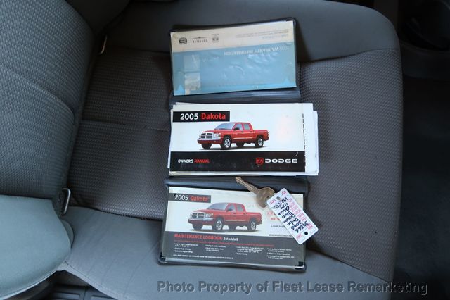 2005 Dodge Dakota Club Cab Dakota 4WD Club Cab LST  - 22945361 - 39