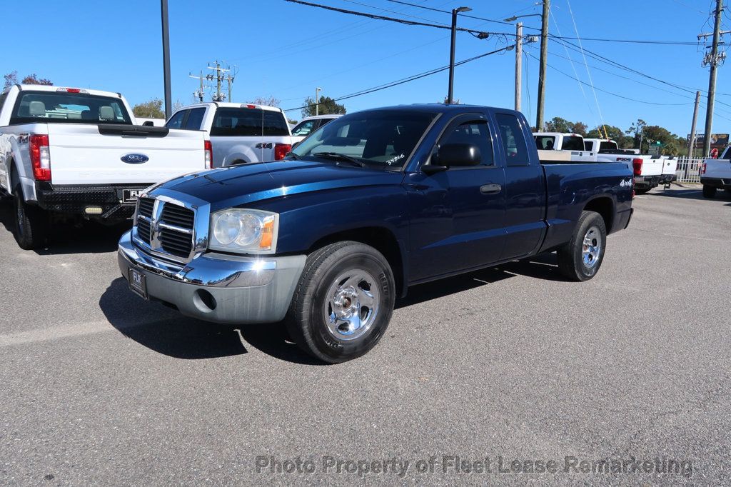 2005 Dodge Dakota Club Cab Dakota 4WD Club Cab LST  - 22945361 - 48