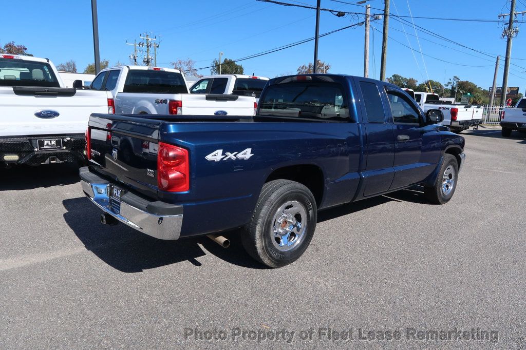 2005 Dodge Dakota Club Cab Dakota 4WD Club Cab LST  - 22945361 - 4