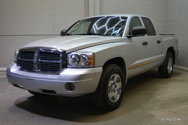 2005 Dodge Dakota Quad Cab SLT Pickup 4D 5 1/2 ft - 23002168 - 1