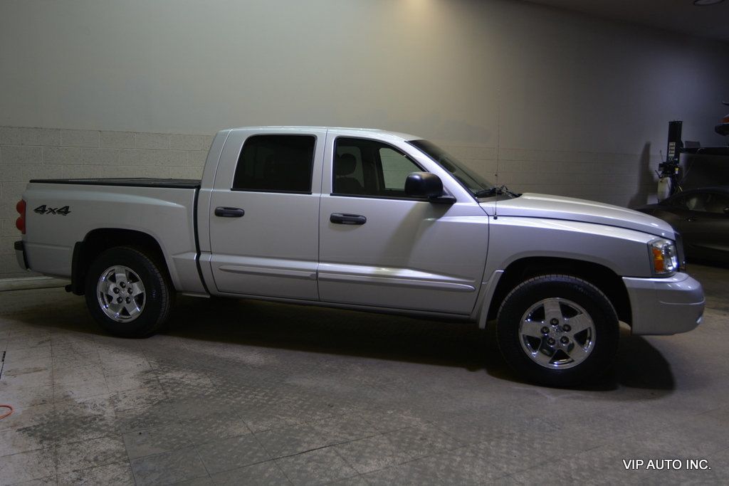 2005 Dodge Dakota Quad Cab SLT Pickup 4D 5 1/2 ft - 23002168 - 28