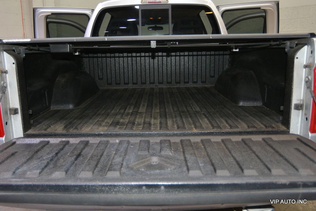 2005 Dodge Dakota Quad Cab SLT Pickup 4D 5 1/2 ft - 23002168 - 33