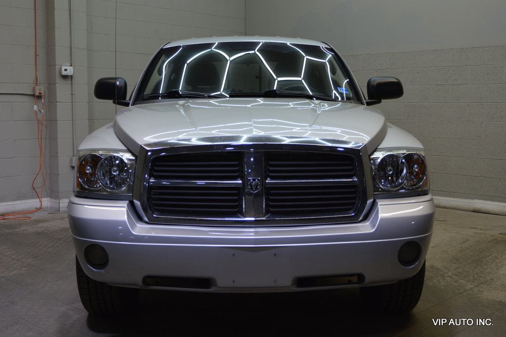 2005 Dodge Dakota Quad Cab SLT Pickup 4D 5 1/2 ft - 23002168 - 34