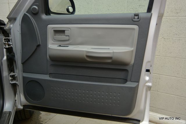 2005 Dodge Dakota Quad Cab SLT Pickup 4D 5 1/2 ft - 23002168 - 7