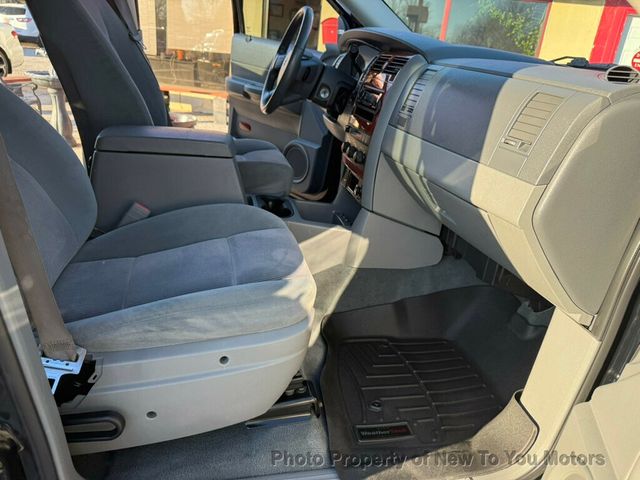 2005 Dodge Durango 4dr 4WD SLT - 22974529 - 10