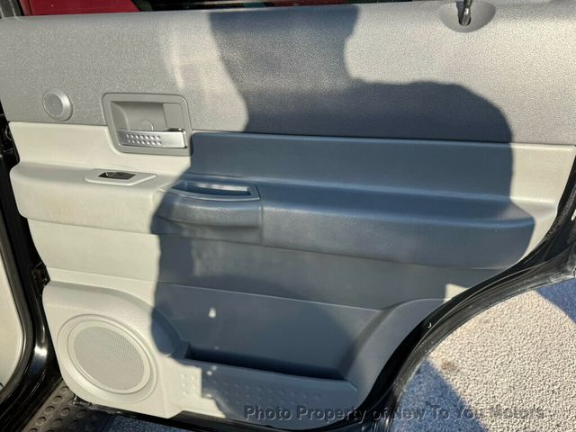 2005 Dodge Durango 4dr 4WD SLT - 22974529 - 16