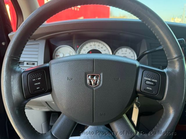 2005 Dodge Durango 4dr 4WD SLT - 22974529 - 2