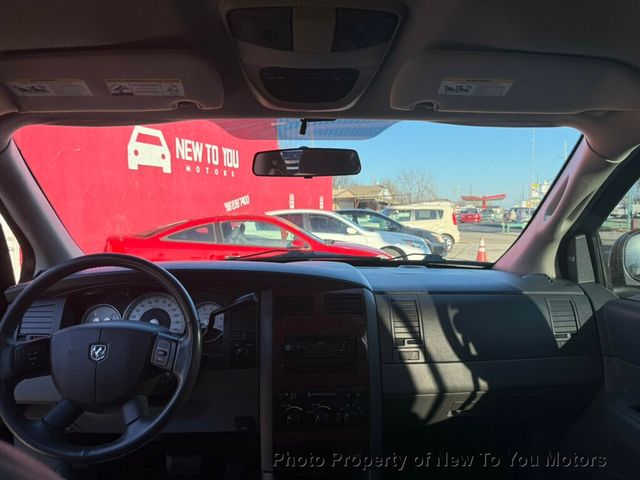 2005 Dodge Durango 4dr 4WD SLT - 22974529 - 5