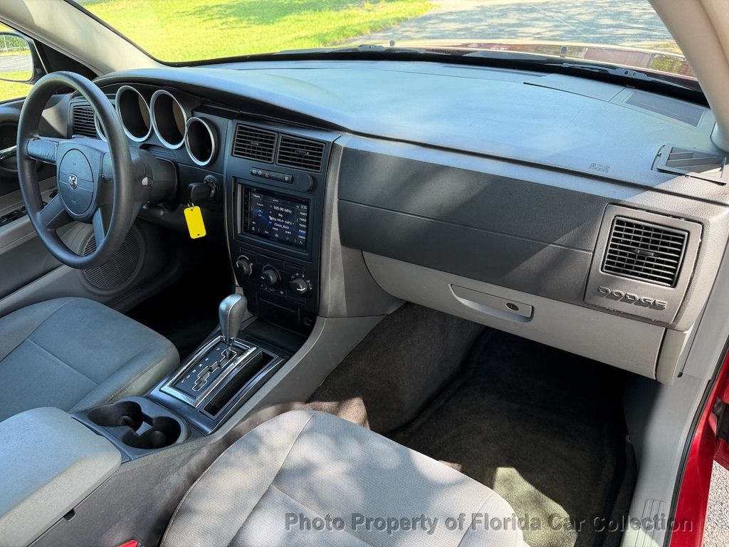 2005 Dodge Magnum 4dr Wagon SE RWD - 23037929 - 37