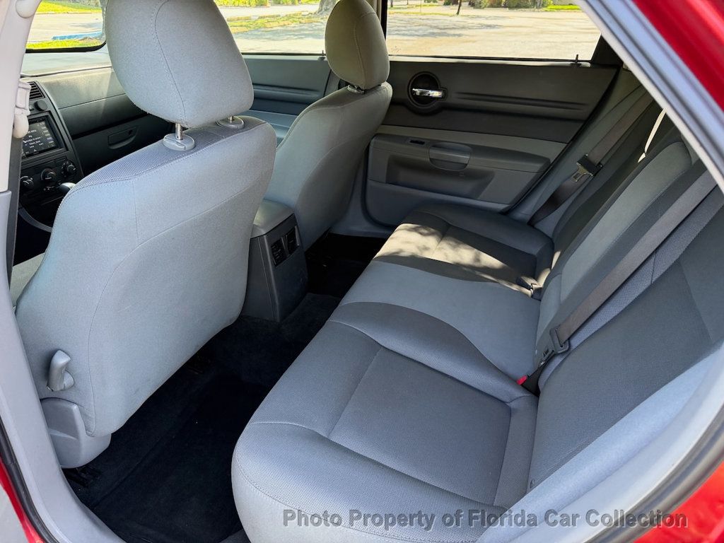 2005 Dodge Magnum 4dr Wagon SE RWD - 23037929 - 38