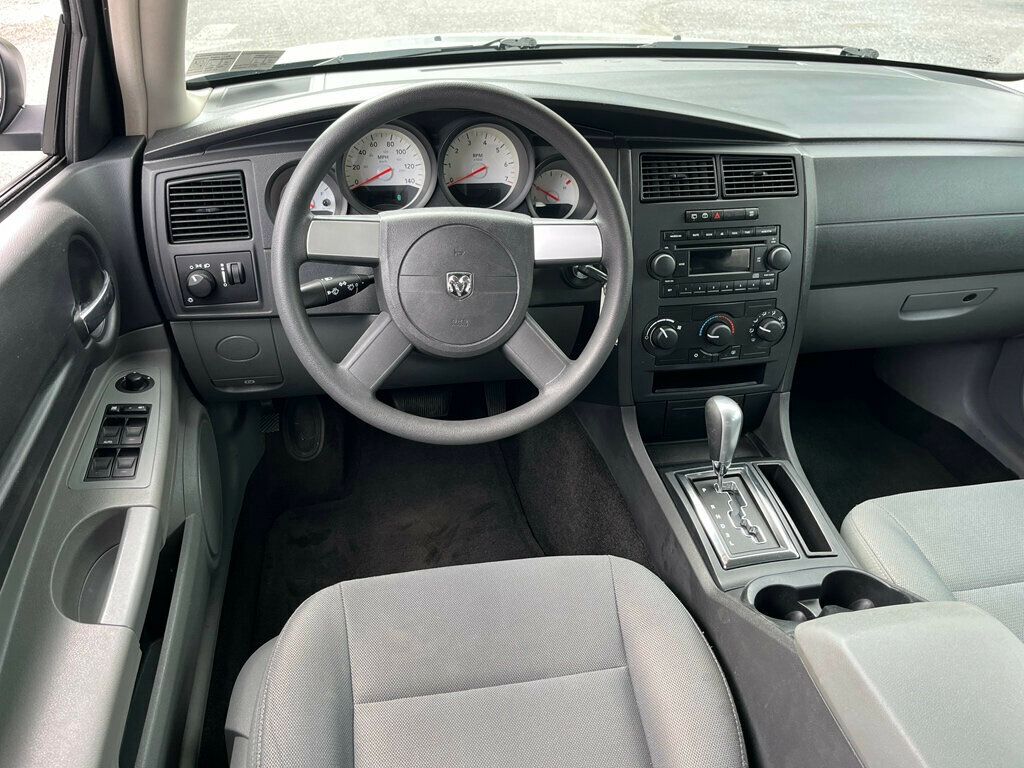 2005 Dodge Magnum Classic Mopar Station Wagon - 23019083 - 15
