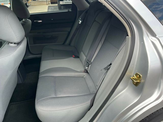 2005 Dodge Magnum Classic Mopar Station Wagon - 23019083 - 17