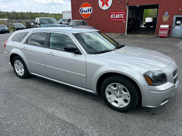 2005 Dodge Magnum Classic Mopar Station Wagon - 23019083 - 1