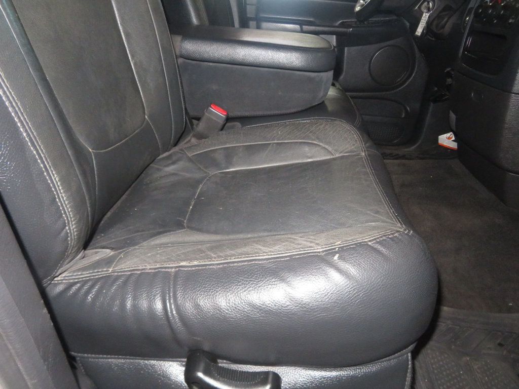 2005 Dodge Ram 3500 SLT photo 24