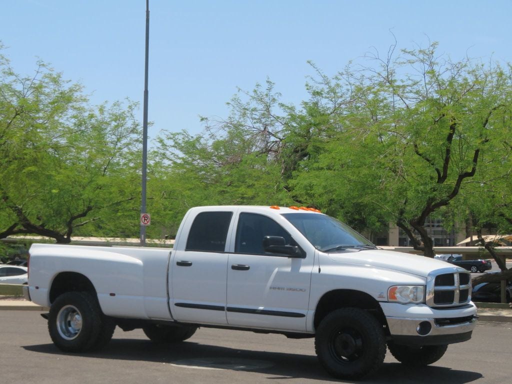 2005 Dodge Ram 3500 SLT photo 4