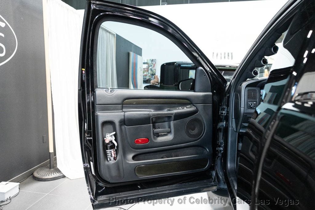 2005 Dodge Ram SRT-10 CUSTOM --- SRT-10 "VIPER" TRUCK - 13398999 - 29