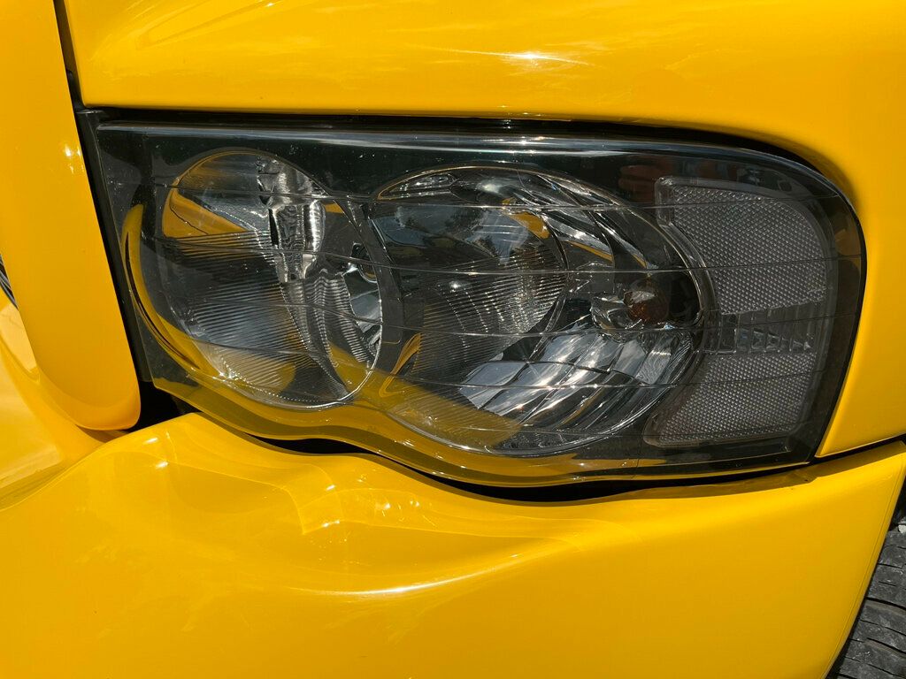 2005 Dodge Ram SRT-10 Yellow Fever Edition 139 of 500 - 23035680 - 27
