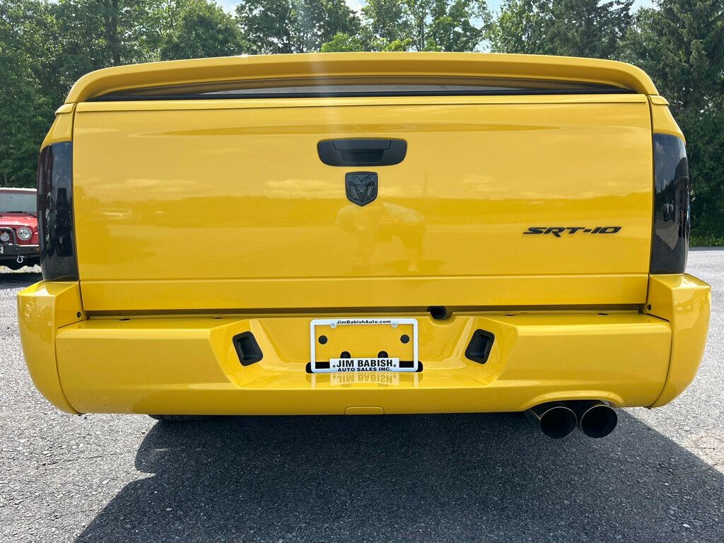 2005 Dodge Ram SRT-10 Yellow Fever Edition 139 of 500 - 23035680 - 31