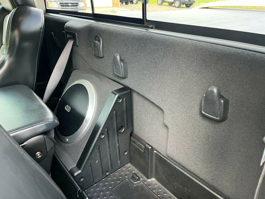 2005 Dodge Ram SRT-10 Yellow Fever Edition 139 of 500 - 23035680 - 47