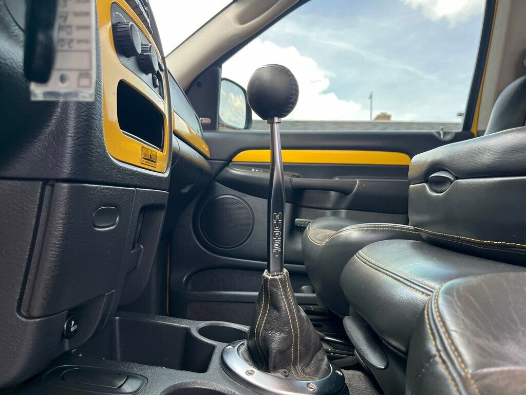 2005 Dodge Ram SRT-10 Yellow Fever Edition 139 of 500 - 23035680 - 51