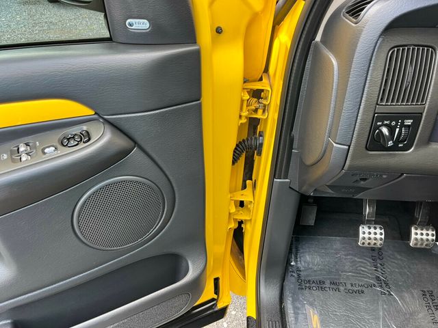 2005 Dodge Ram SRT-10 Yellow Fever Edition 139 of 500 - 23035680 - 52