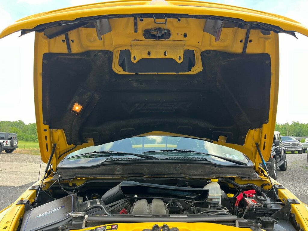 2005 Dodge Ram SRT-10 Yellow Fever Edition 139 of 500 - 23035680 - 54