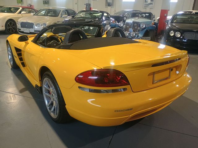 2005 Dodge Viper 2dr Convertible SRT10 Clean Carfax - 22982613 - 3