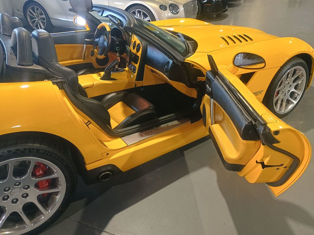 2005 Dodge Viper 2dr Convertible SRT10 Clean Carfax - 22982613 - 43