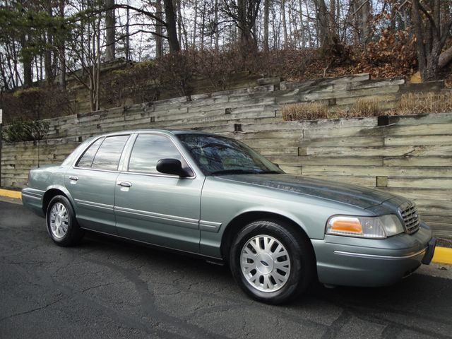 2005 Ford Crown Victoria LX-EDITION, LOADED, LOW-MILES. EXTRA-CLEAN - 22961981 - 8