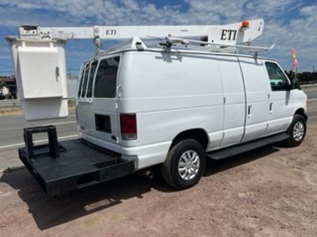 2005 Ford E350 SD 34 FOOT BUCKET BOOM VAN SEVERAL IN STOCK TO CHOOSE FROM - 22363753 - 0