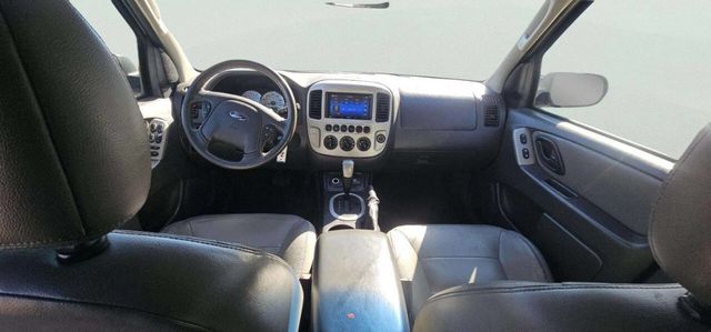 2005 Ford Escape 4dr 103" WB 2.3L Hybrid 4WD - 22996747 - 7