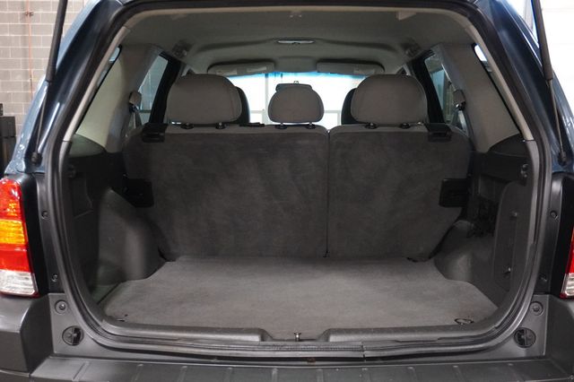 2005 Ford Escape 4dr 103" WB 3.0L XLT 4WD - 23041132 - 11