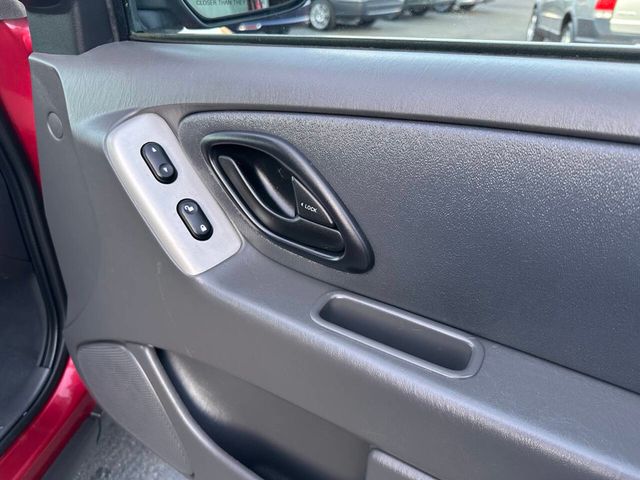 2005 Ford Escape HEV Hybrid 4dr SUV - 22998845 - 20