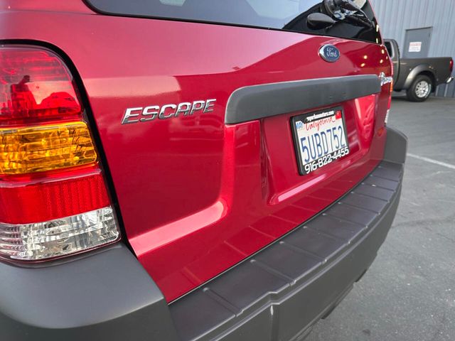 2005 Ford Escape HEV Hybrid 4dr SUV - 22998845 - 32