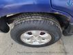 2005 Ford Escape XLS - 23055447 - 13