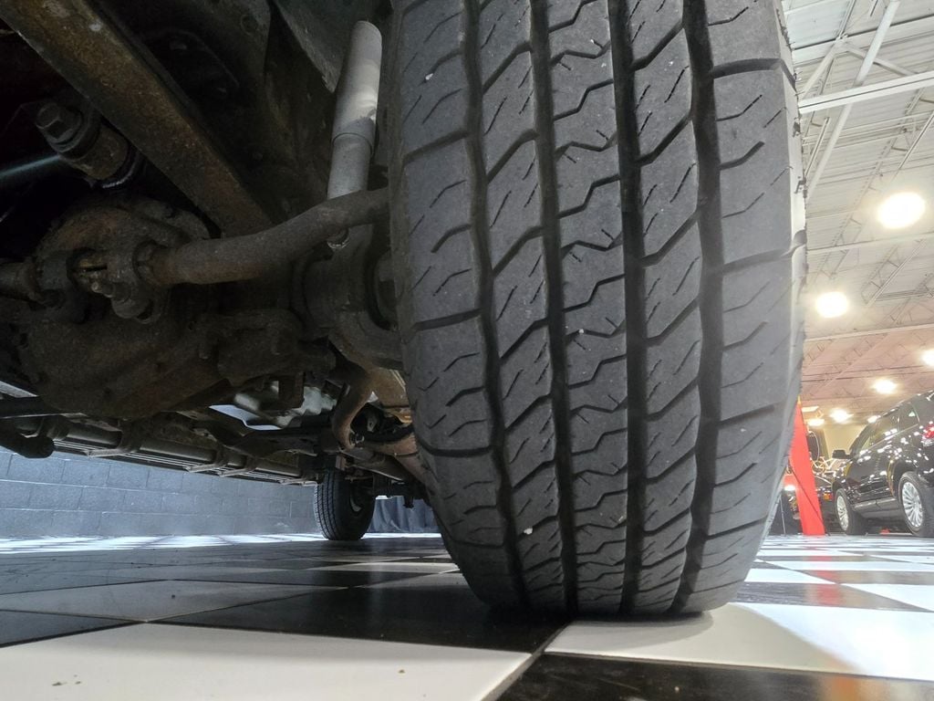 2005 Ford Excursion 137" WB 6.0L Limited 4WD - 22991761 - 16