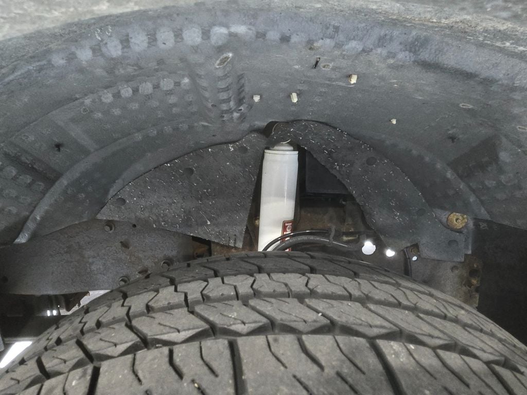 2005 Ford Excursion 137" WB 6.0L Limited 4WD - 22991761 - 18