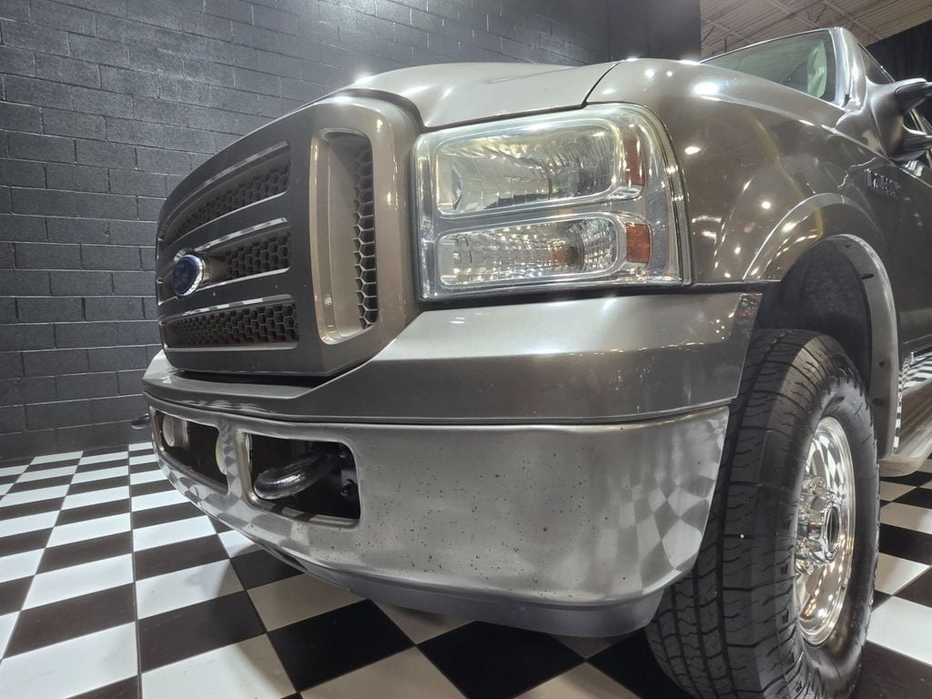 2005 Ford Excursion 137" WB 6.0L Limited 4WD - 22991761 - 33
