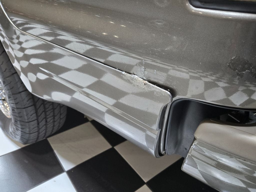 2005 Ford Excursion 137" WB 6.0L Limited 4WD - 22991761 - 38