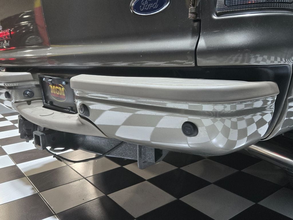 2005 Ford Excursion 137" WB 6.0L Limited 4WD - 22991761 - 48