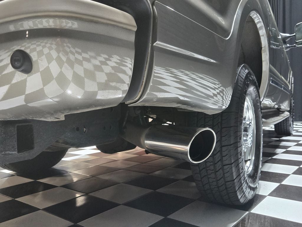 2005 Ford Excursion 137" WB 6.0L Limited 4WD - 22991761 - 49