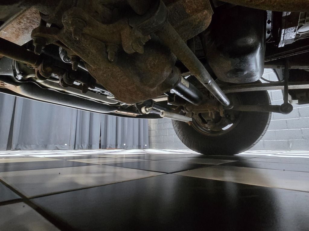 2005 Ford Excursion 137" WB 6.0L Limited 4WD - 22991761 - 51